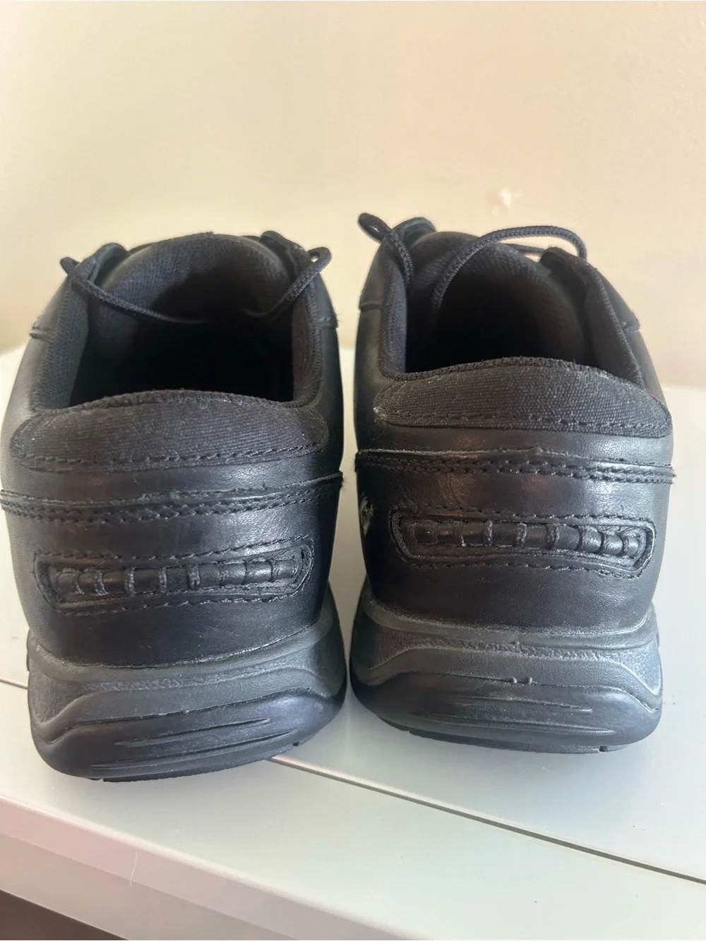 Men’s red wing  Black Lace-Up Work Shoes